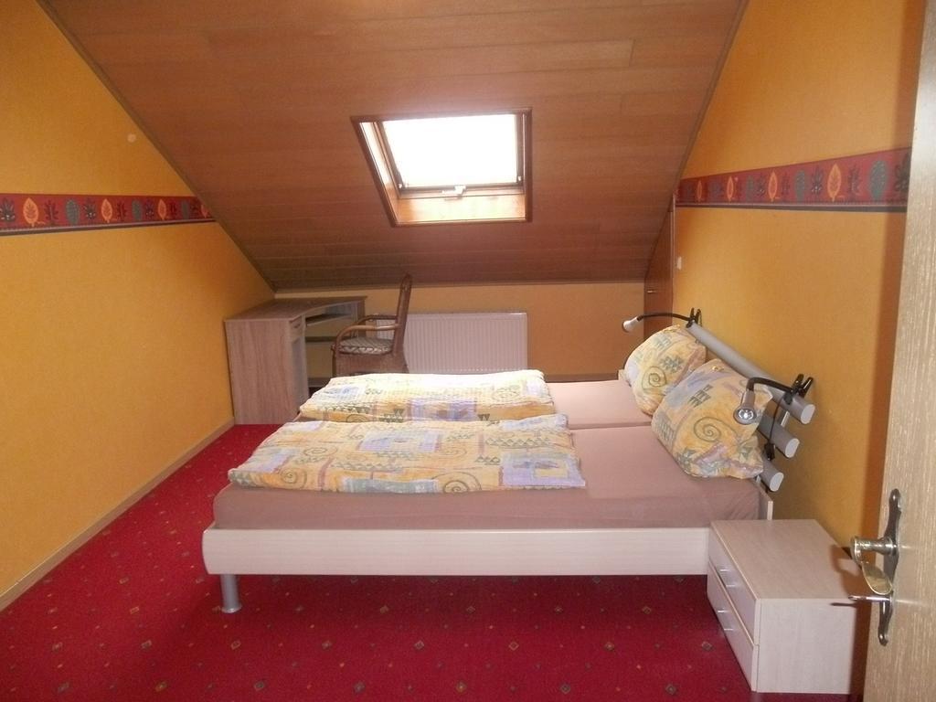 Pension Waldfrieden Maring-Noviand Habitación foto