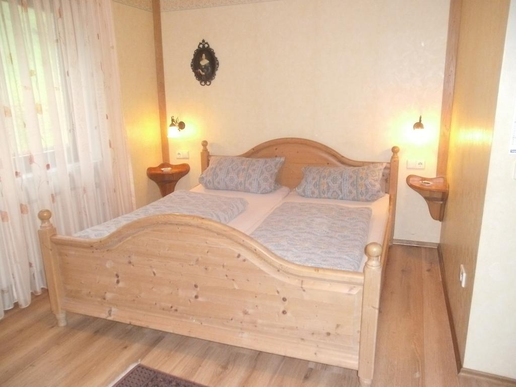 Pension Waldfrieden Maring-Noviand Habitación foto