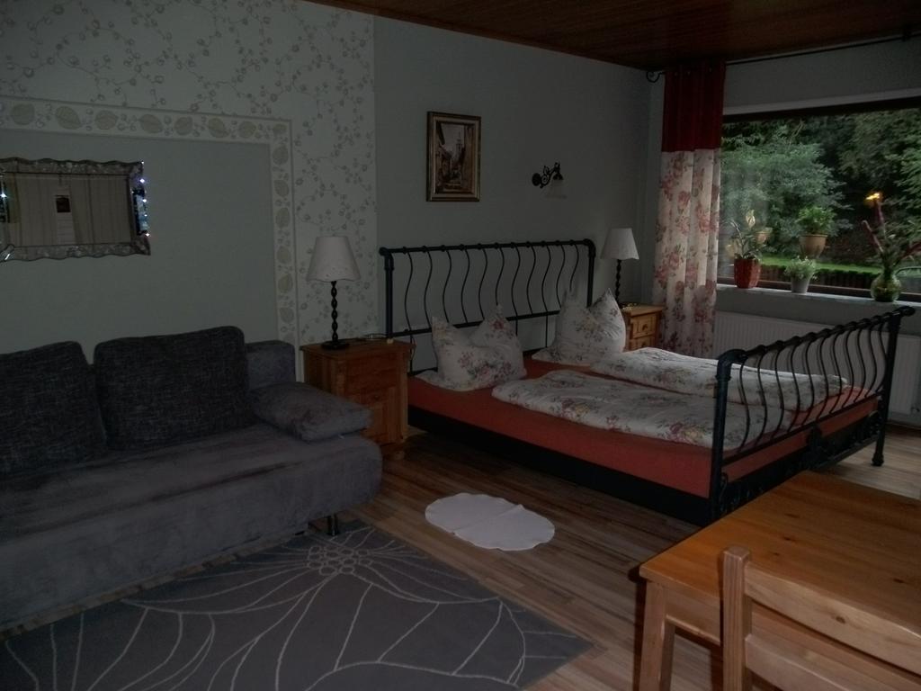 Pension Waldfrieden Maring-Noviand Habitación foto